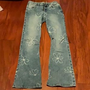 Kids Abercrombie and Kids flower jeans Size-12